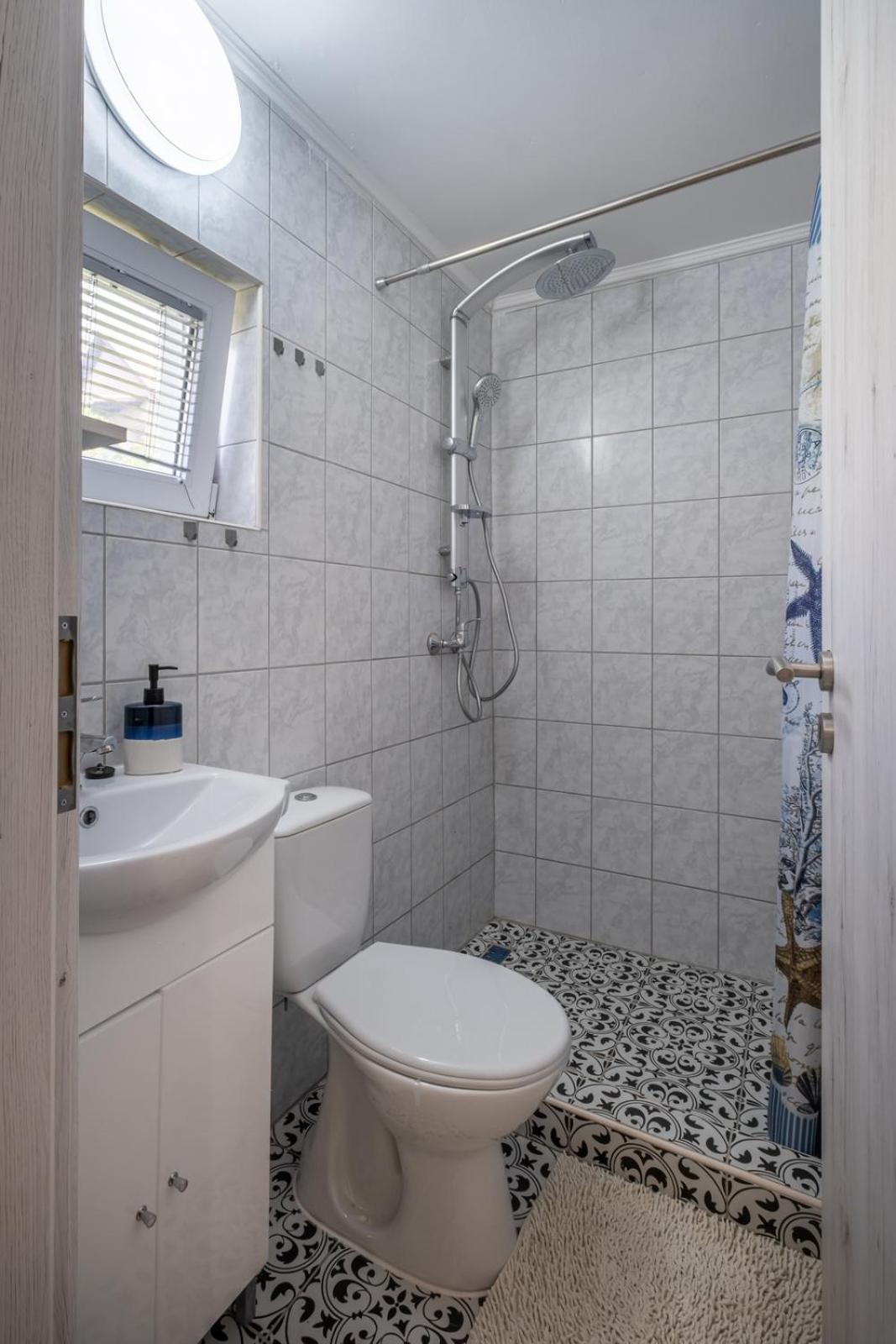 Szuerke Vendeghaz Balatonkenesen Apartment Exterior photo